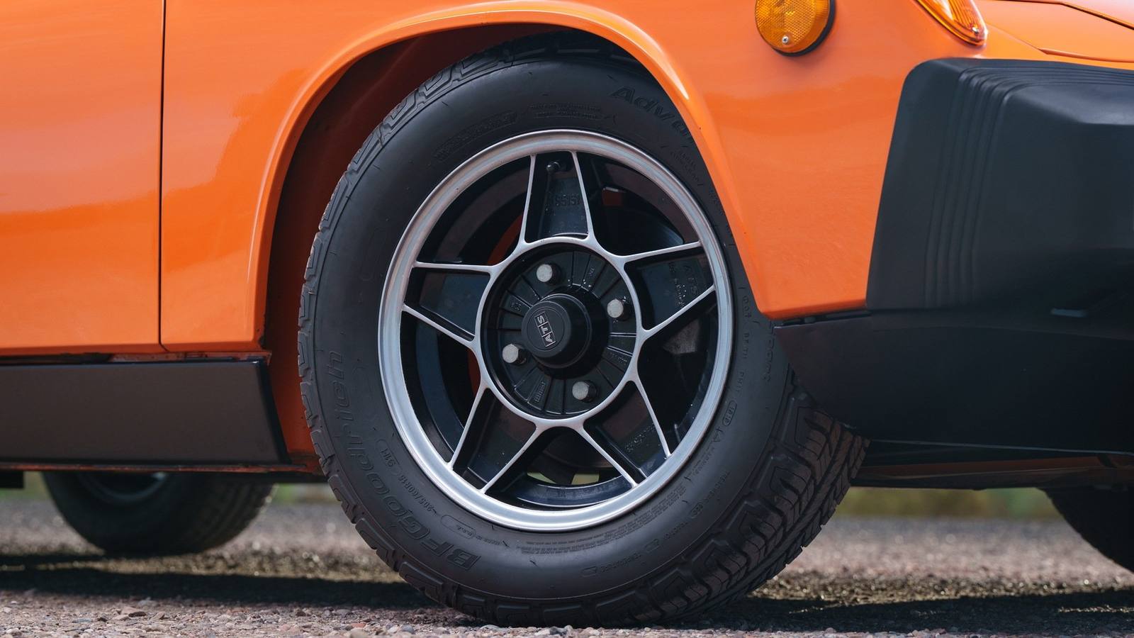 914 (914/4)