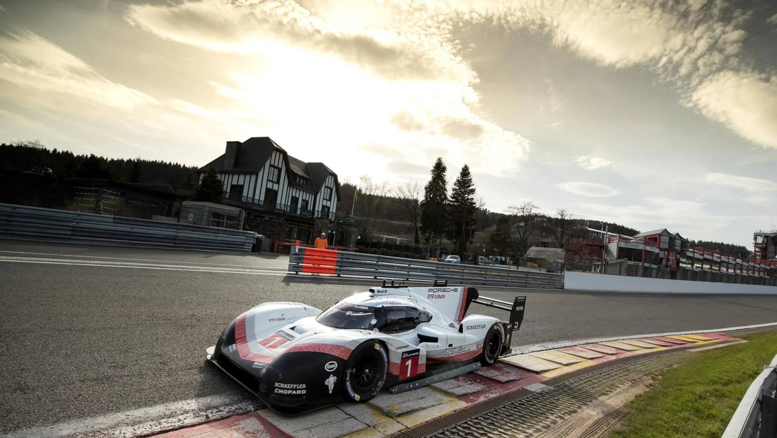 919 Hybrid Evo