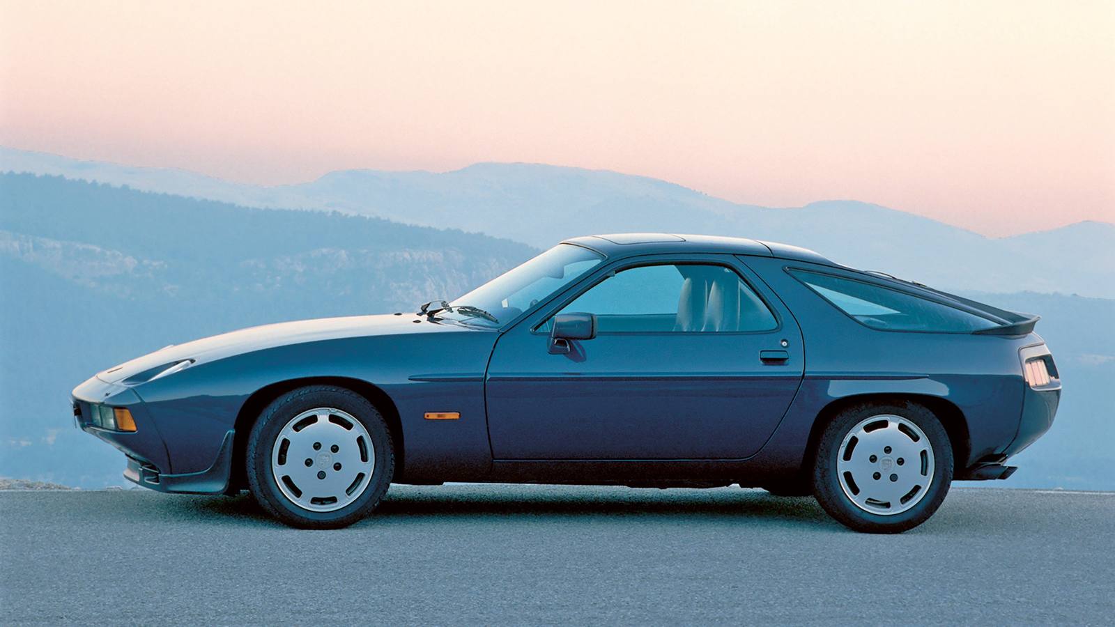 928 S