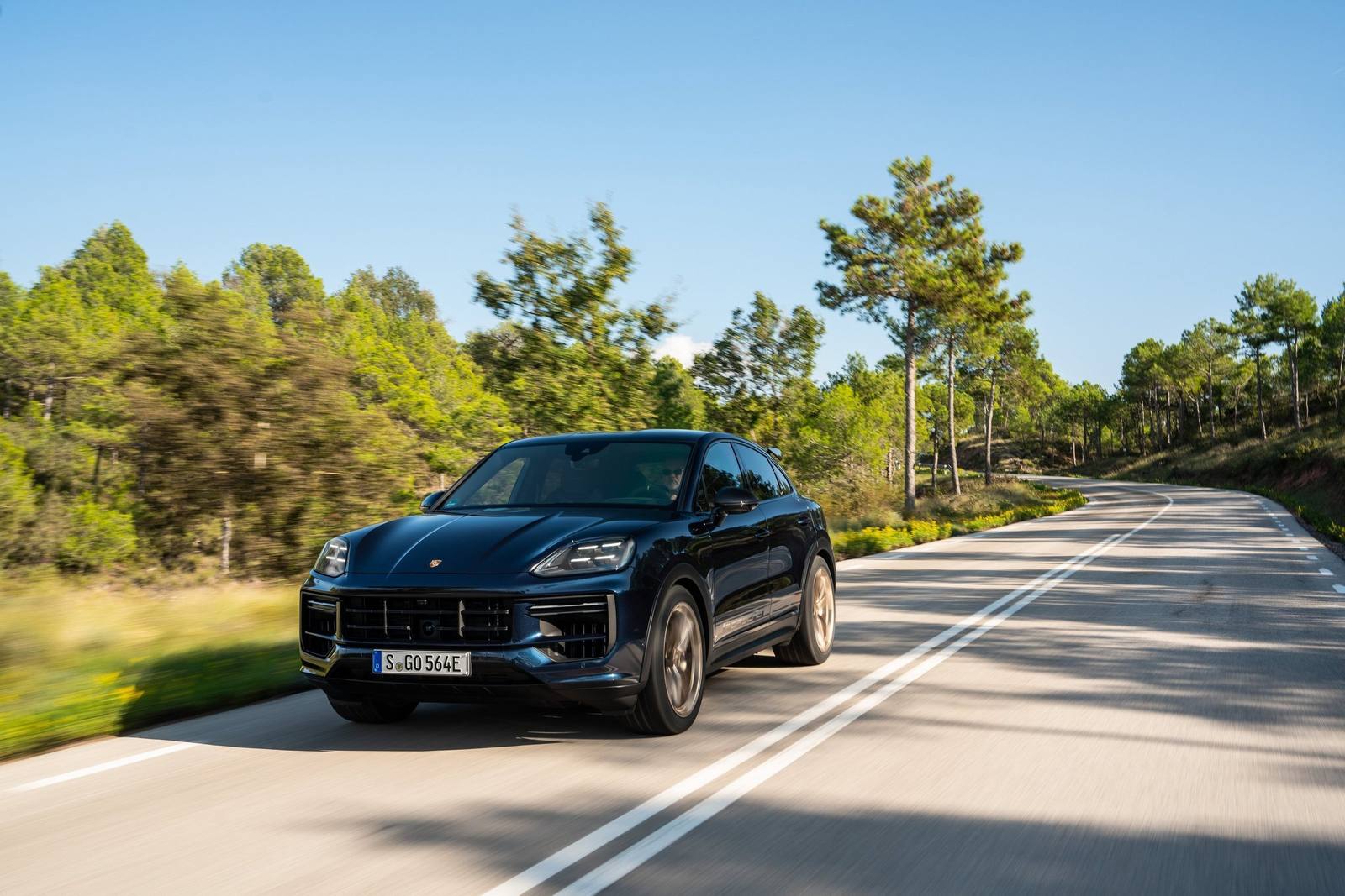 Cayenne Turbo E-Hybrid with GT Package