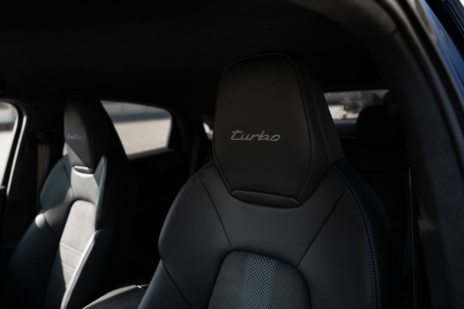 Cayenne Turbo E-Hybrid with GT Package