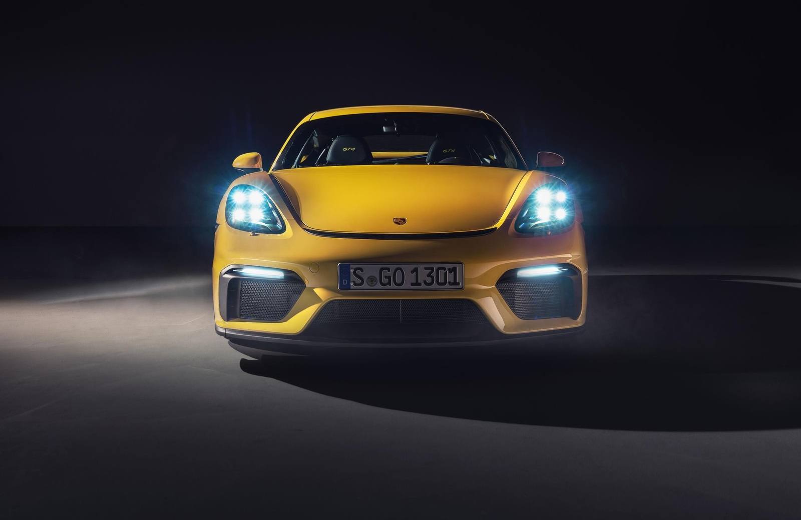 718 Cayman GT4