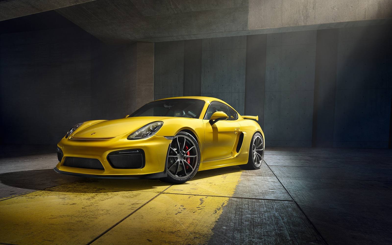 Cayman GT4