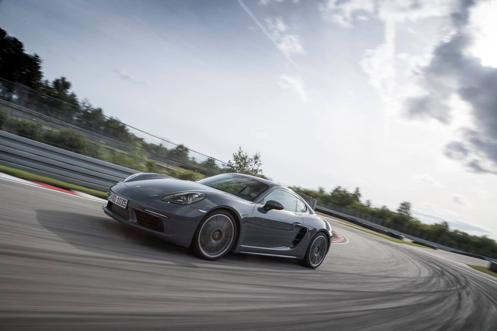 718 Cayman S