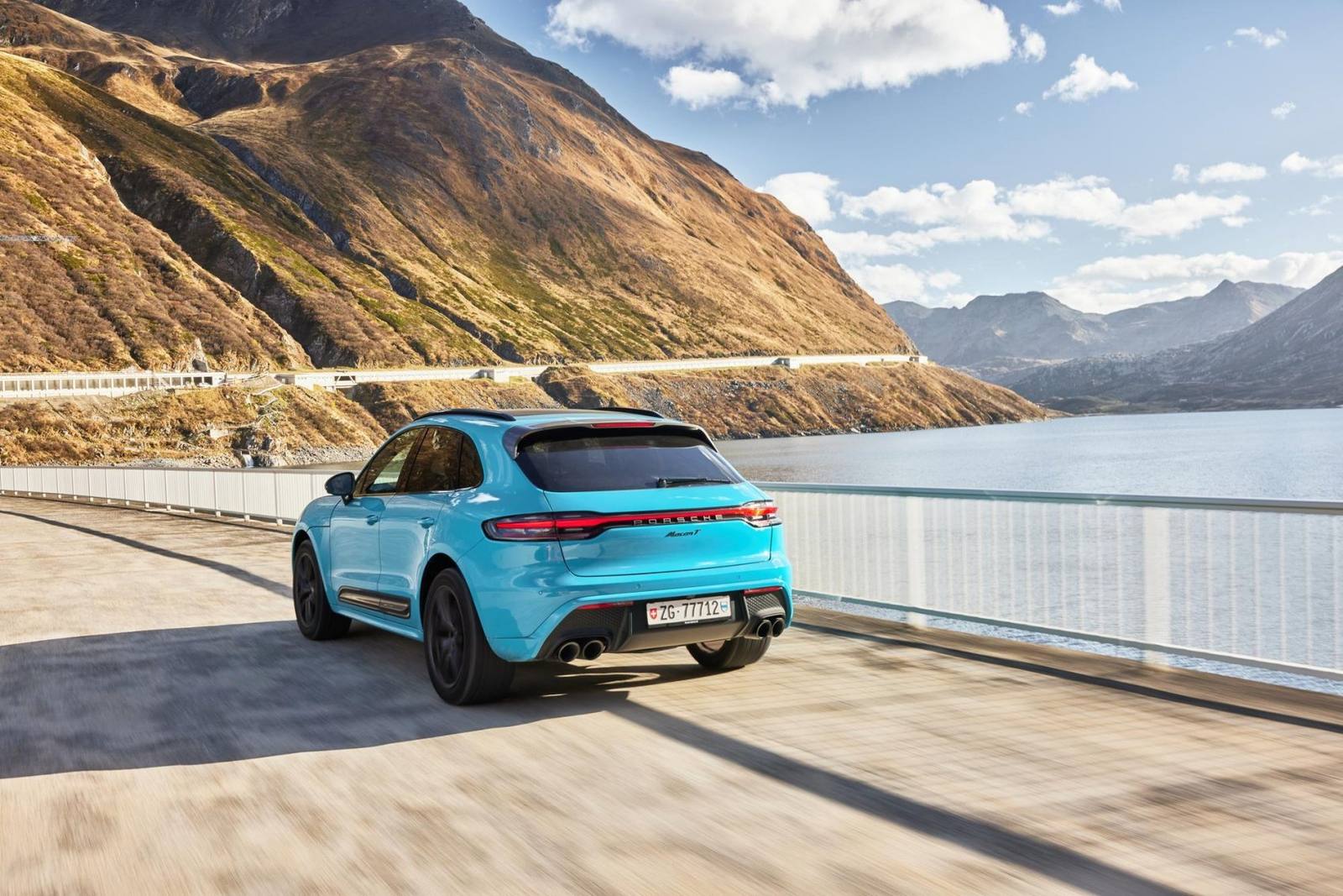 Macan T