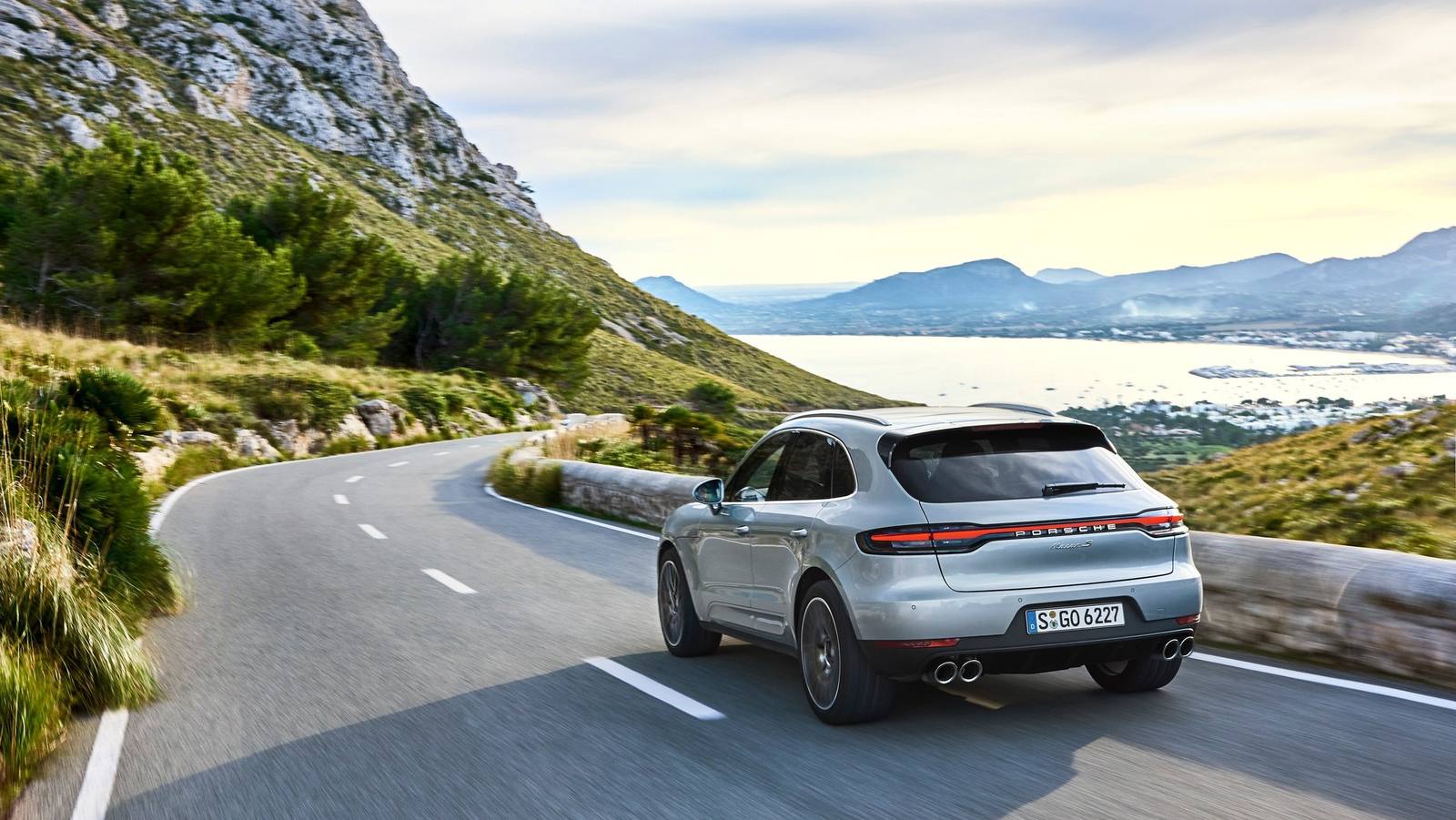 Macan S