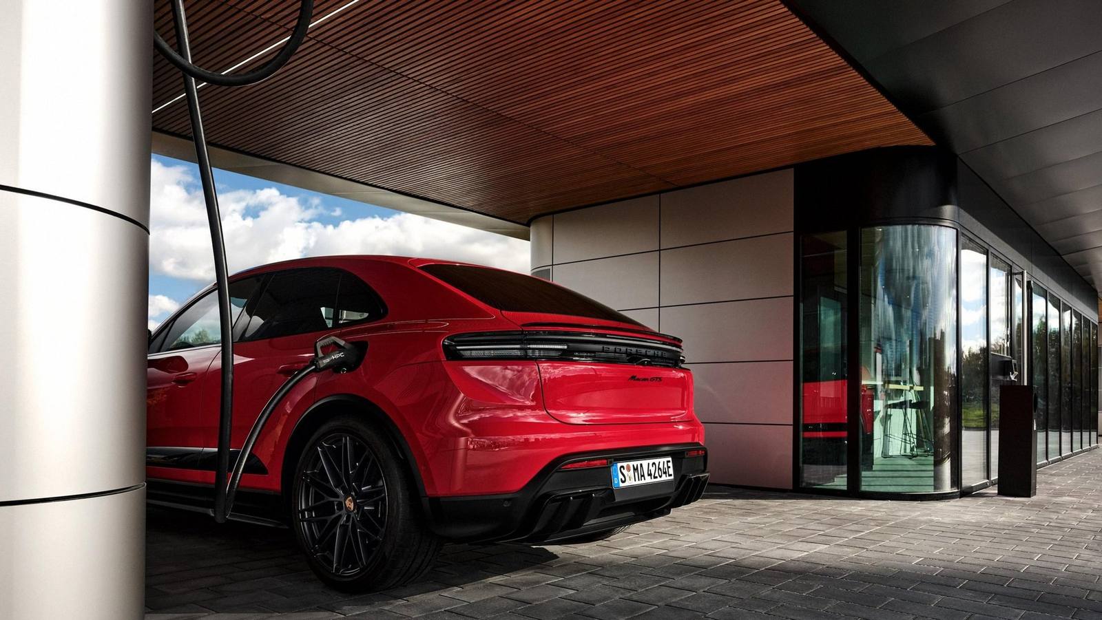 Macan GTS Electric