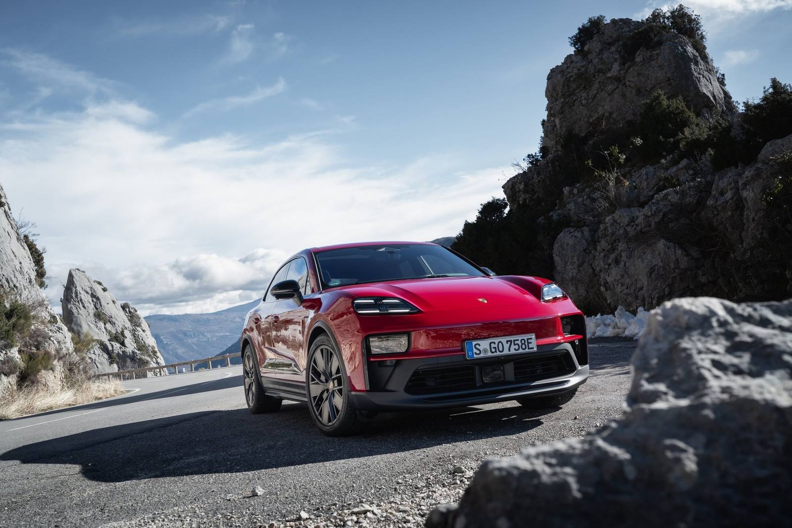 Macan GTS Electric