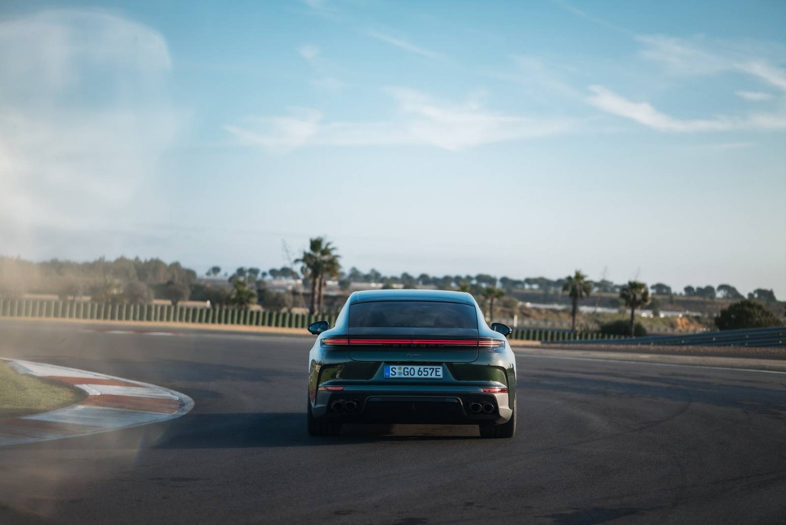 Panamera Turbo E-Hybrid