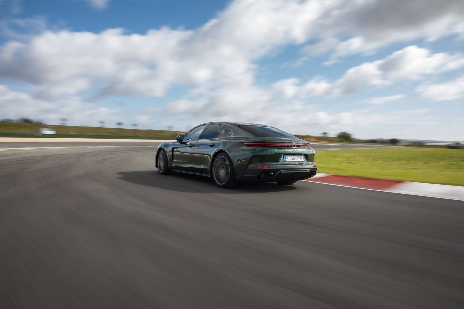 Panamera Turbo E-Hybrid