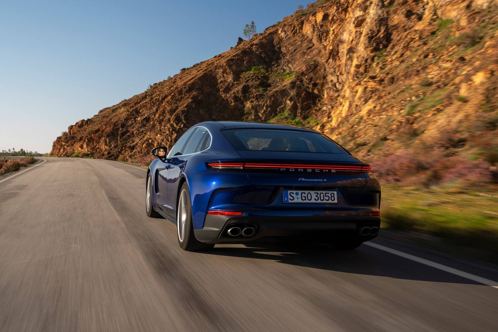 Panamera 4