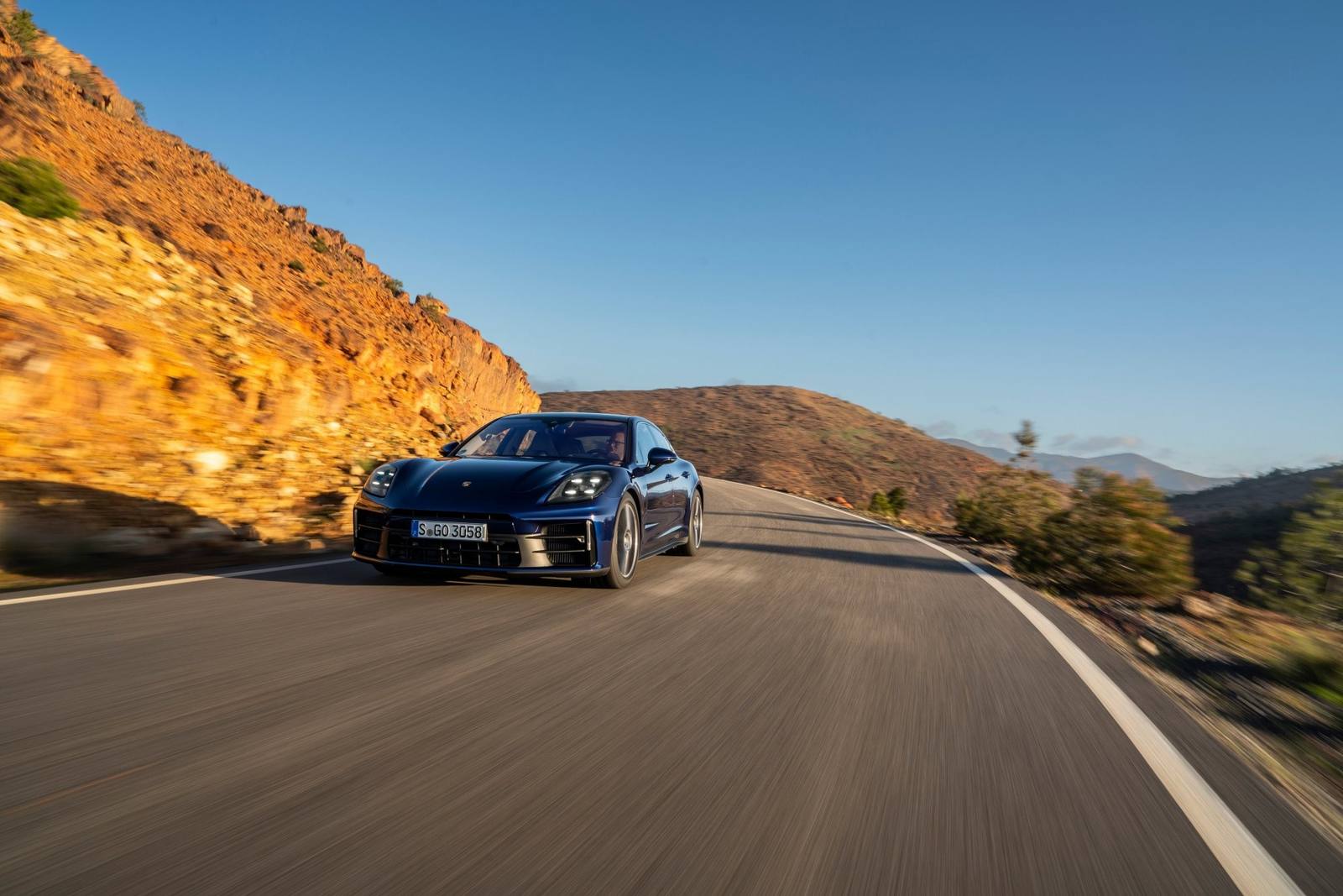 Panamera 4