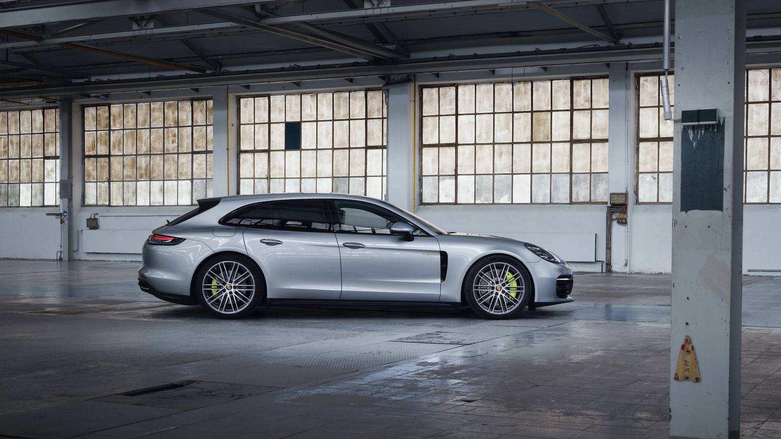 Panamera 4 E-Hybrid Sport Turismo