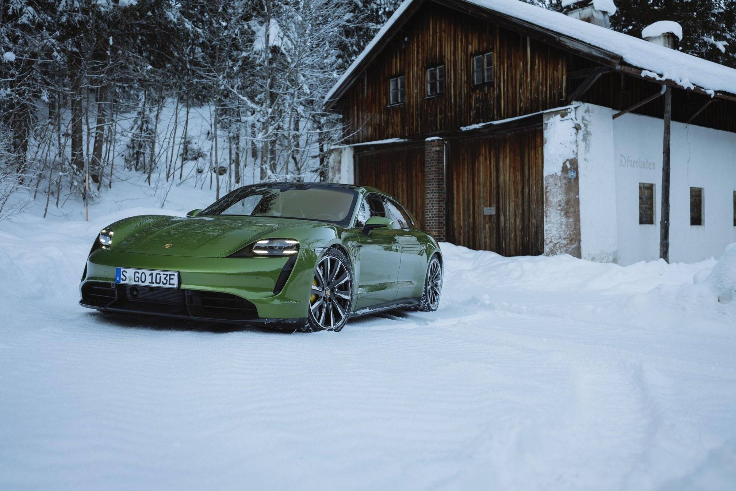 Taycan Turbo S Sport Turismo