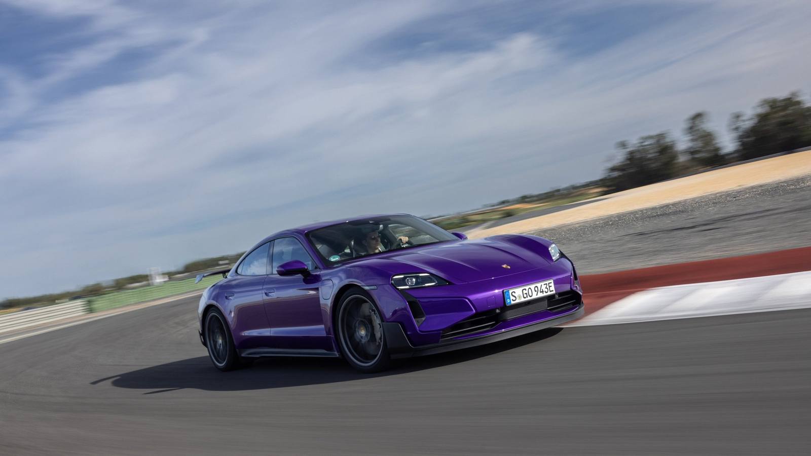 Taycan Turbo GT with Weissach Package
