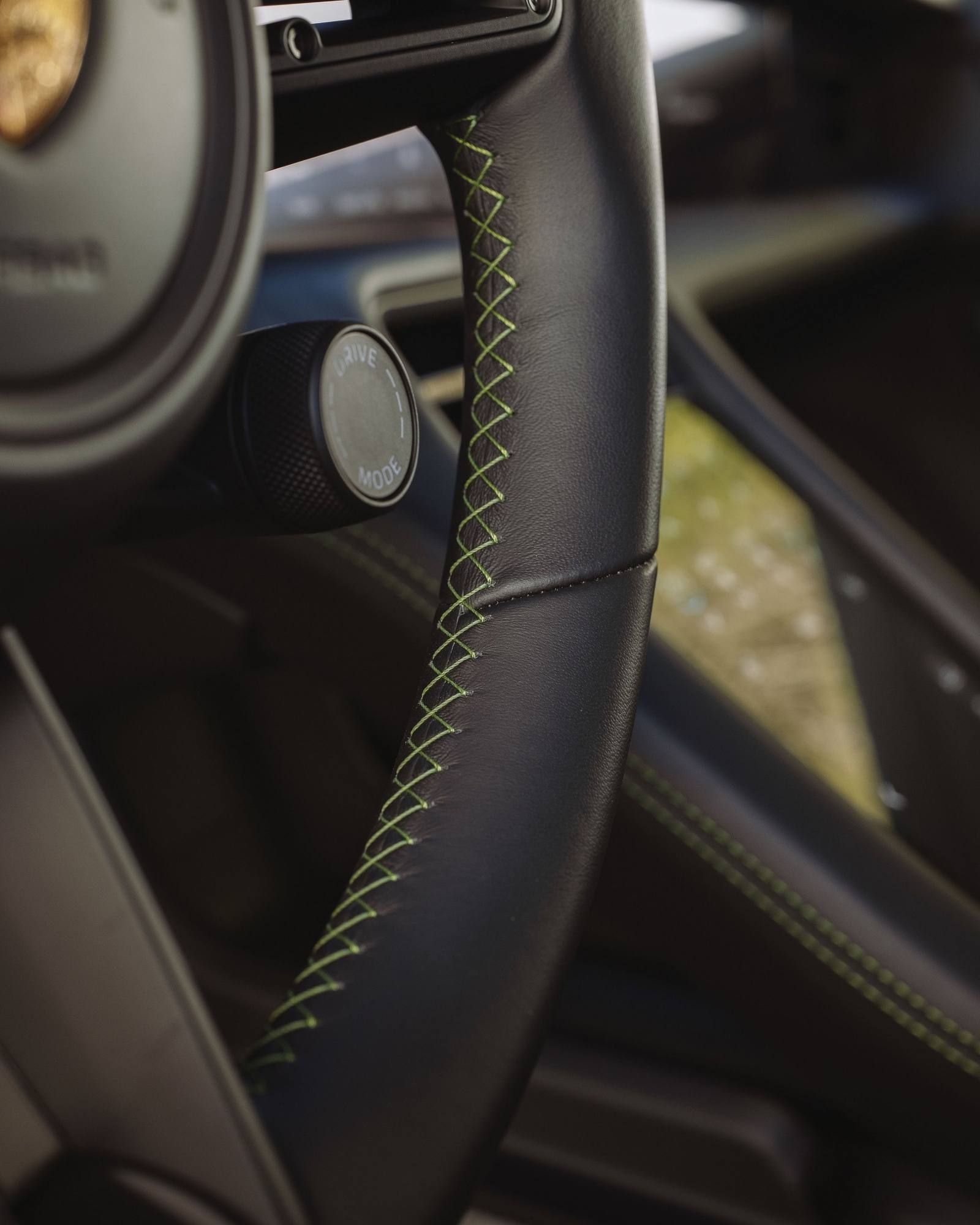 Taycan Turbo S Sport Turismo