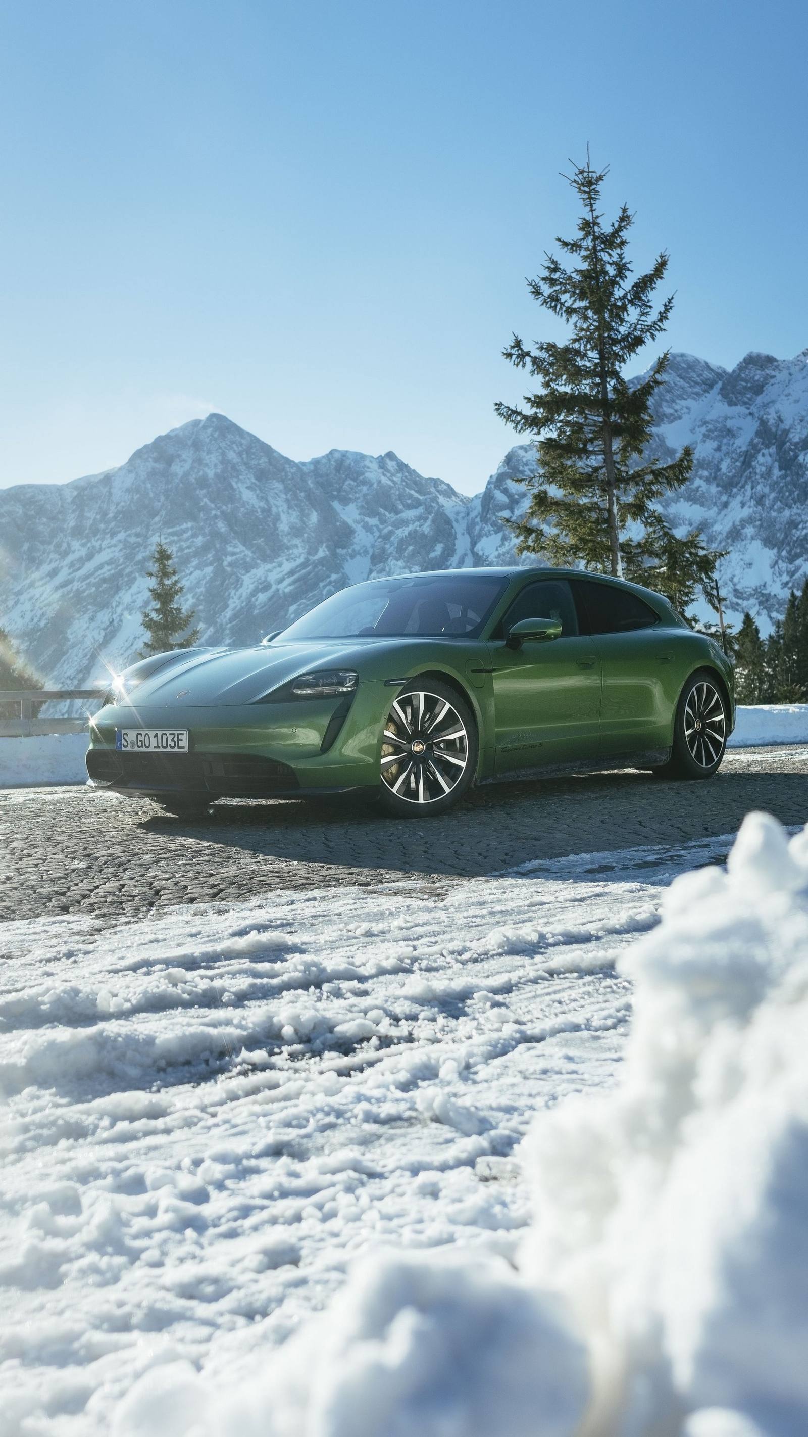 Taycan Turbo S Sport Turismo
