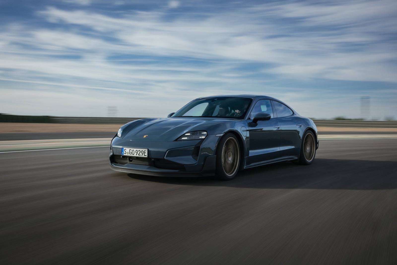 Taycan Turbo GT