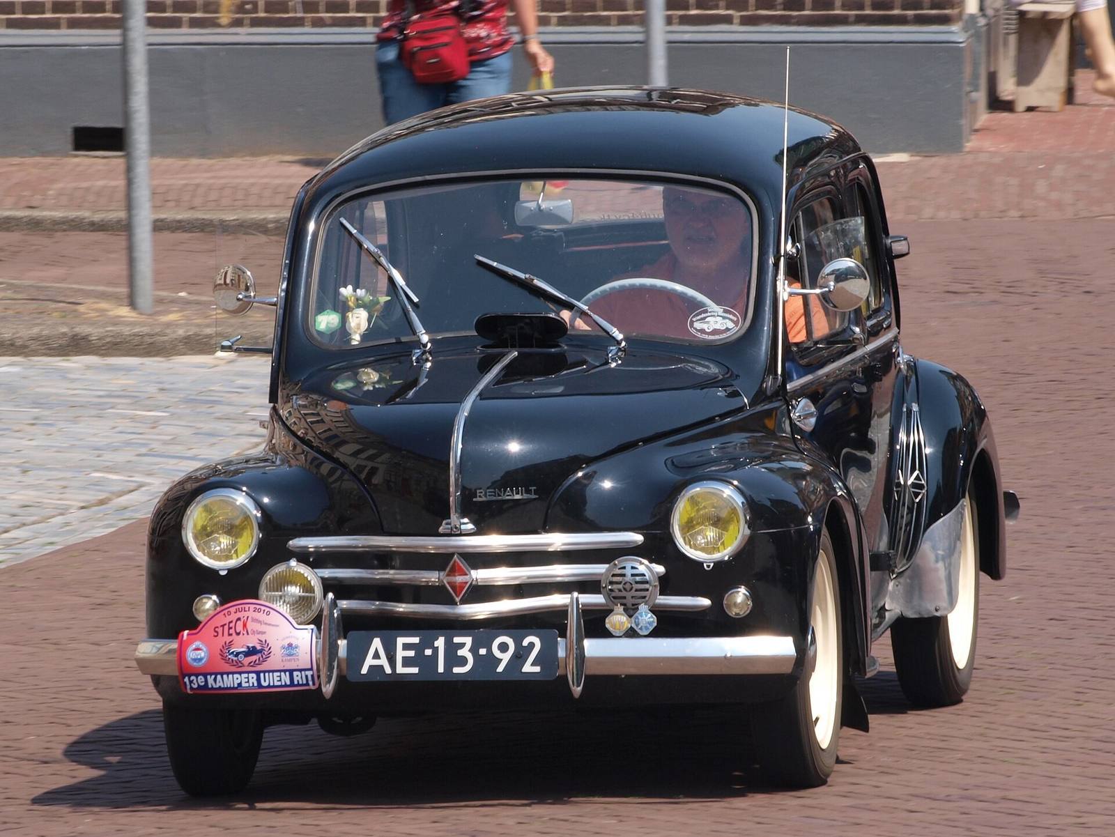 4CV Sport (R1062)