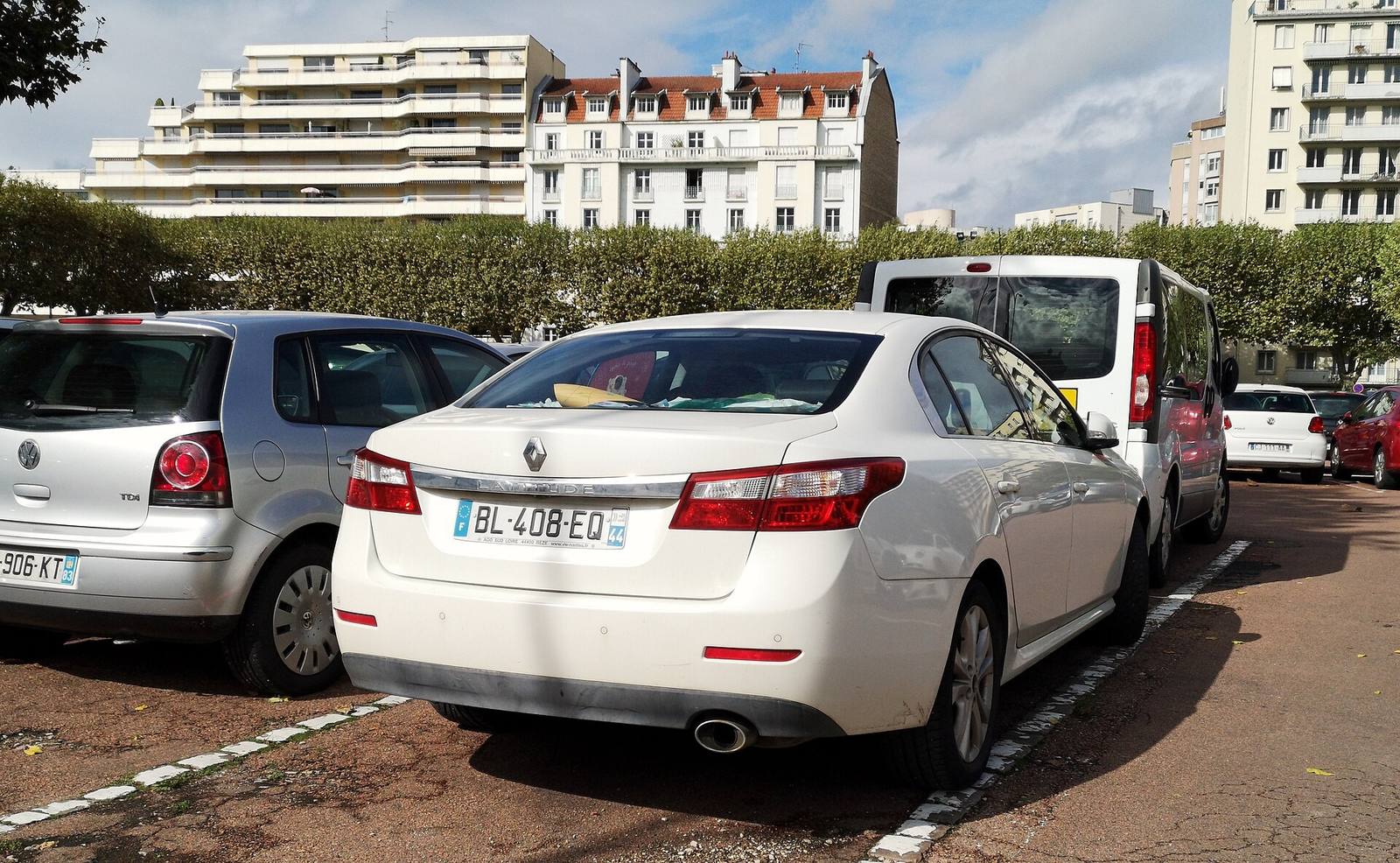Latitude 2.0 dCi 150