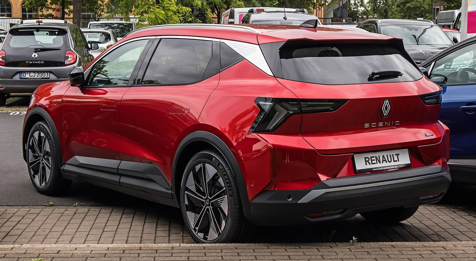 Scenic E-Tech EV87 220 (Long Range)