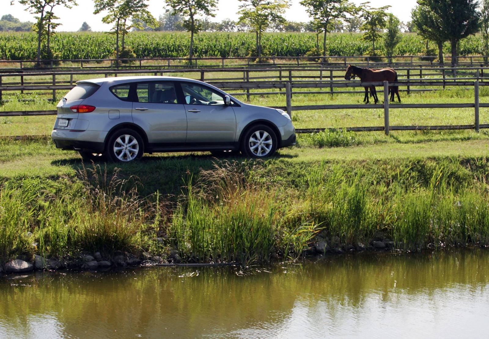 B9 Tribeca 3.0 H6 (WX)