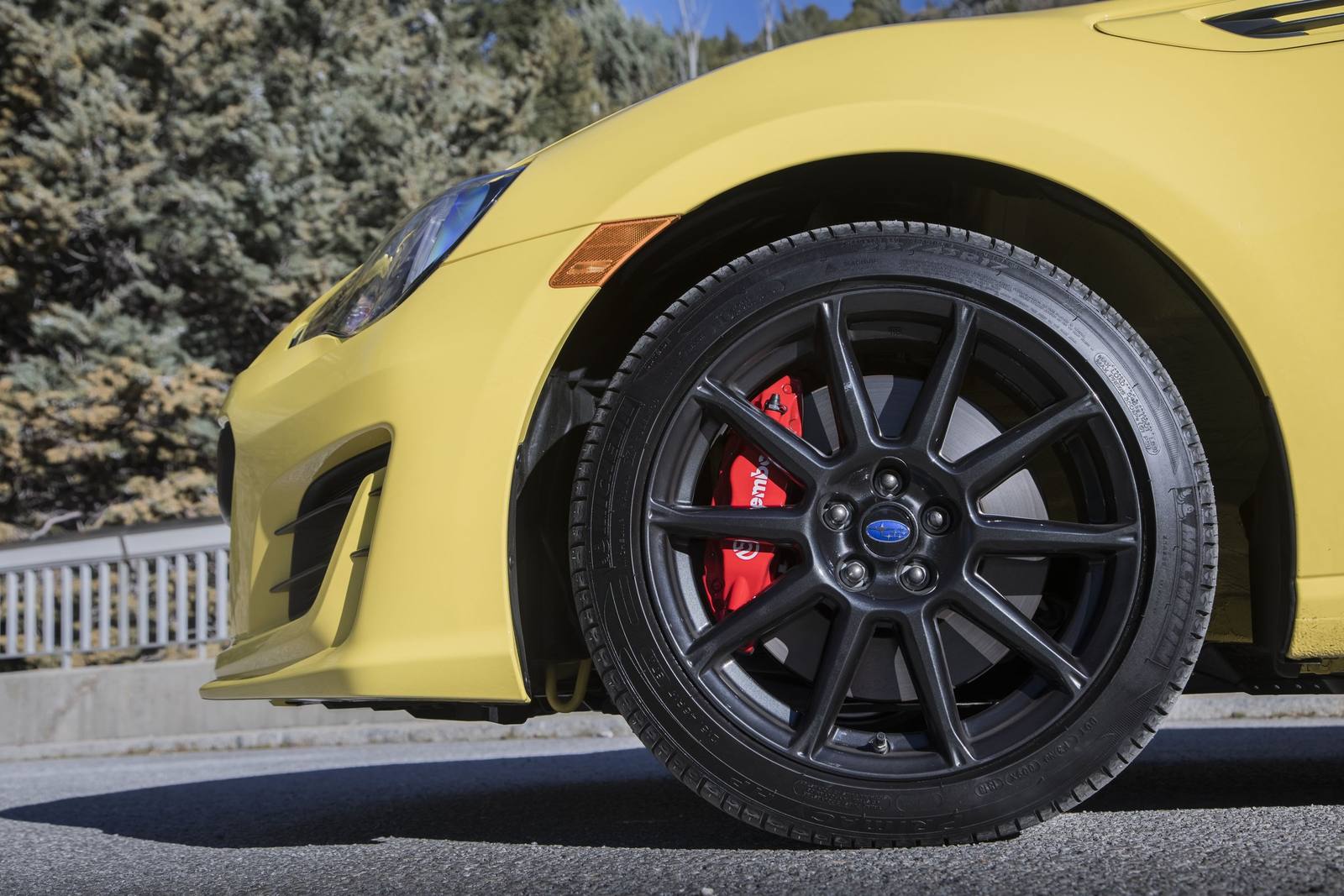 BRZ 2.0 (US, 205 hp manual)