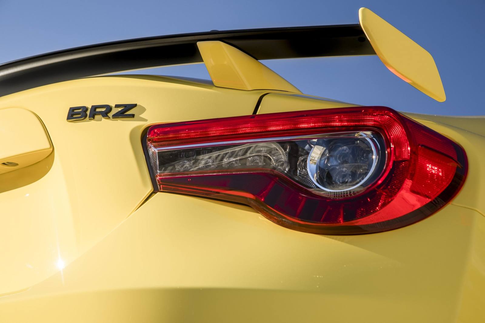 BRZ 2.0 (US, 205 hp manual)