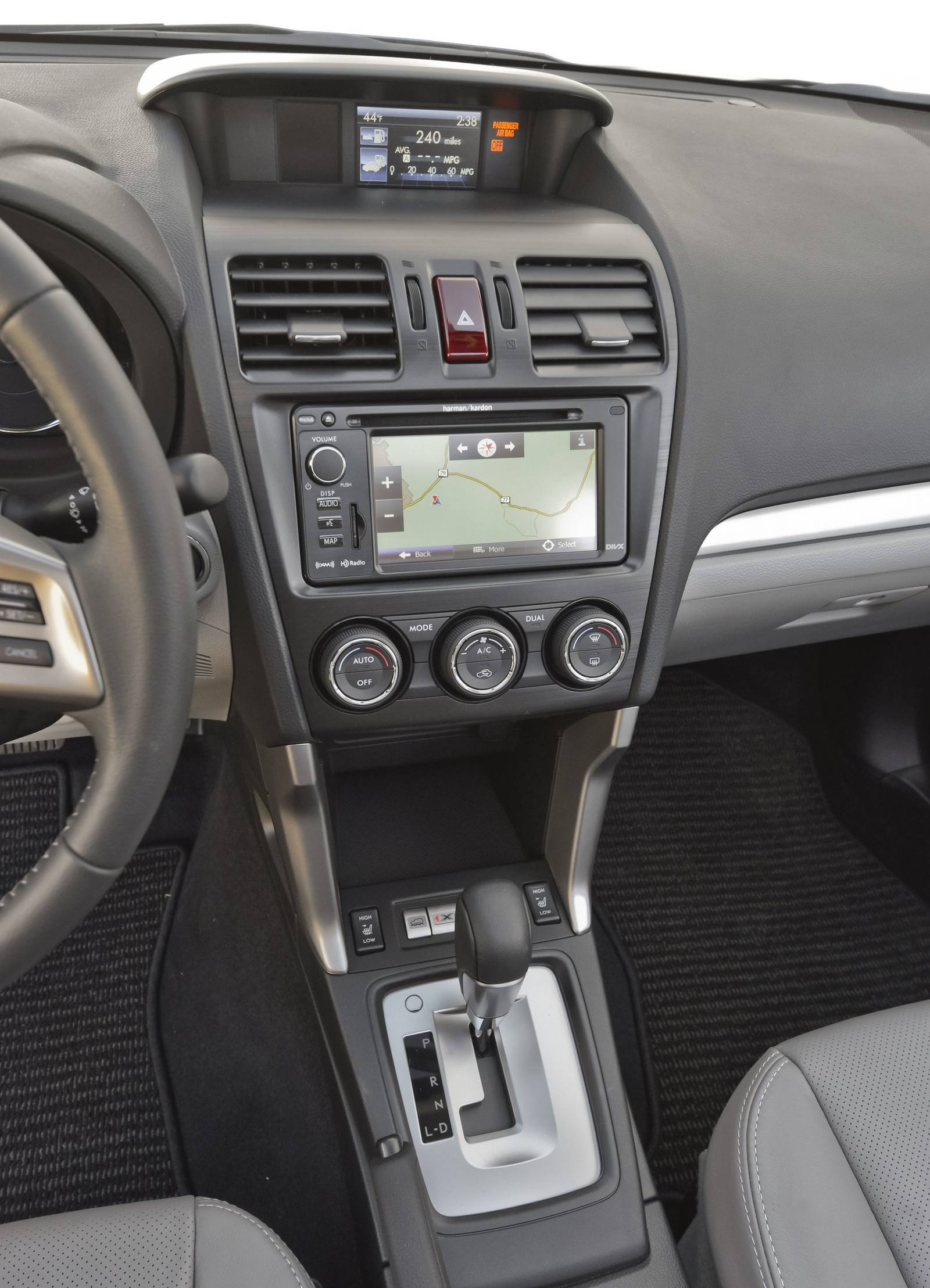 Forester 2.5i (SJ)