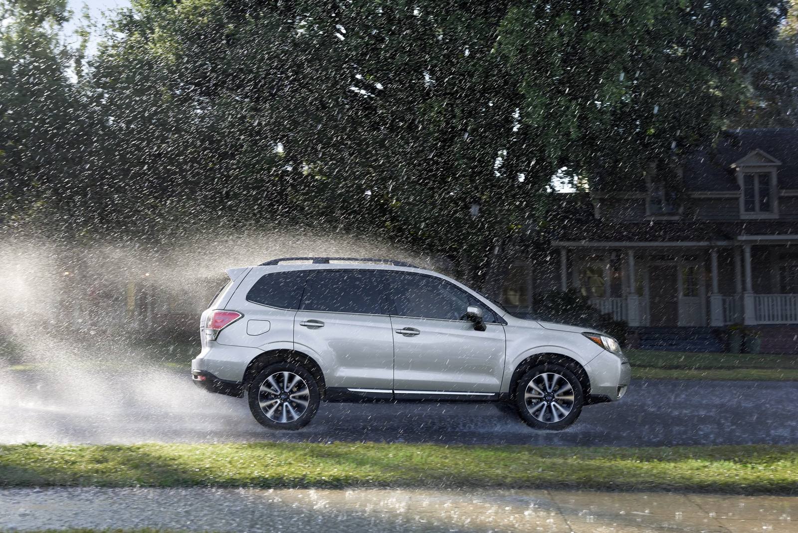 Forester 2.5i (SJ)