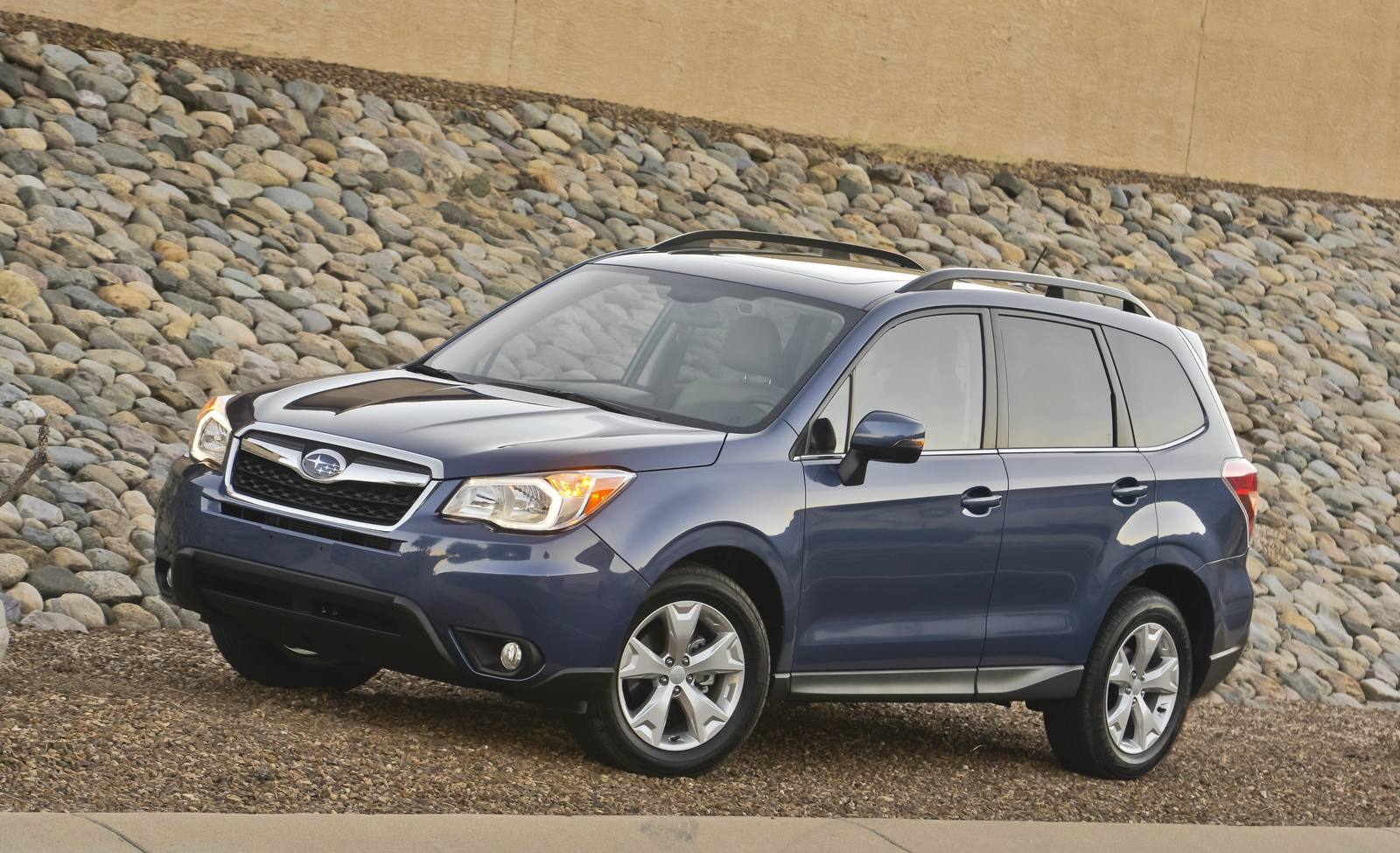 Forester 2.5i (SJ)