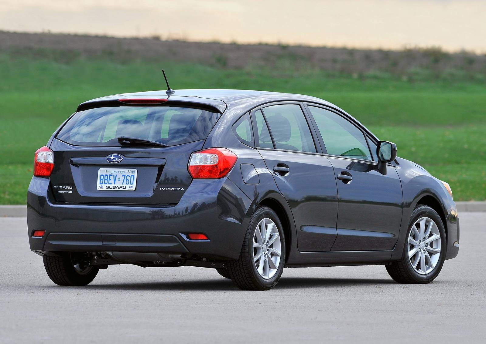 Impreza 2.0i Sport (5-door)