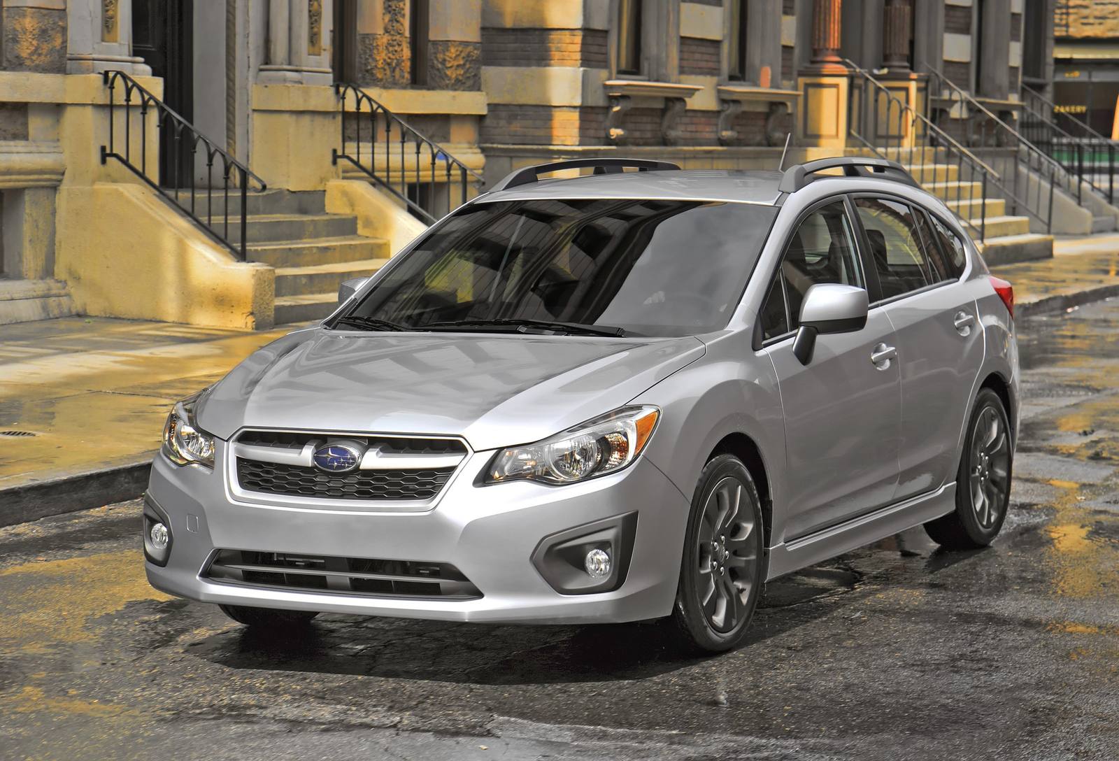 Impreza 2.0i Sport (5-door)
