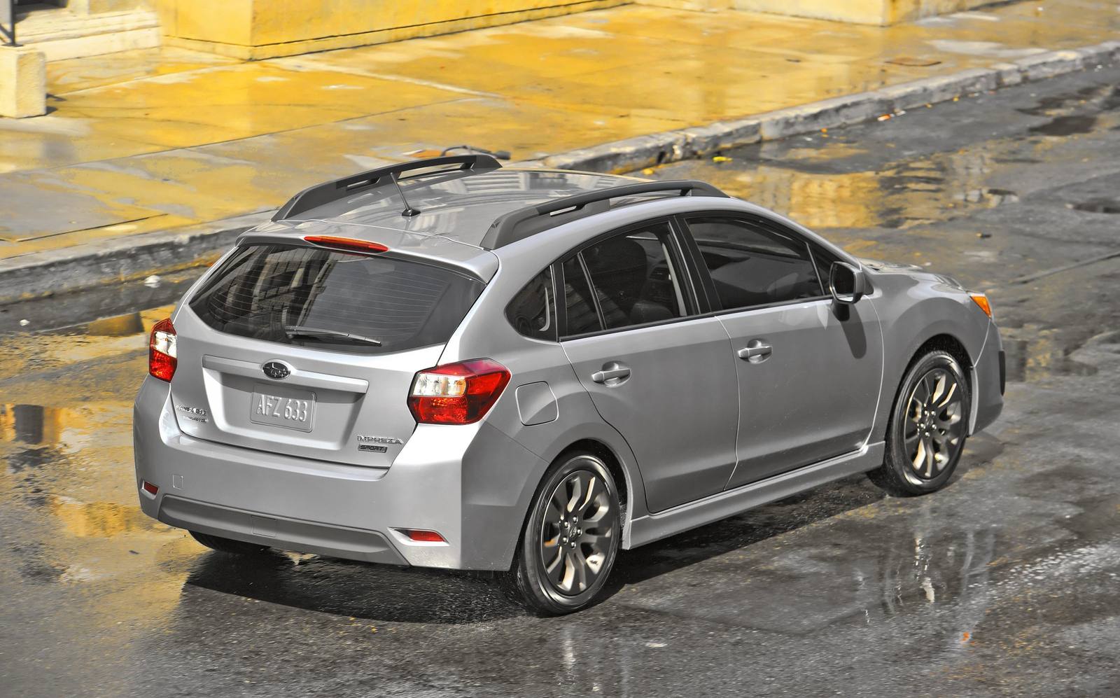 Impreza 2.0i Sport (5-door)