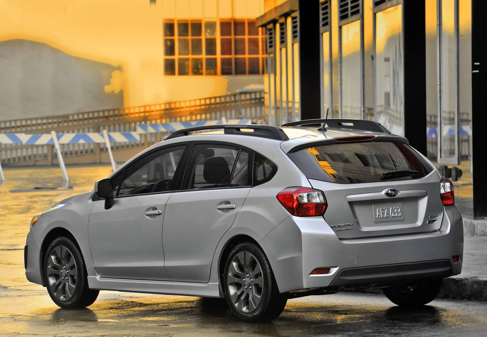 Impreza 2.0i Sport (5-door)