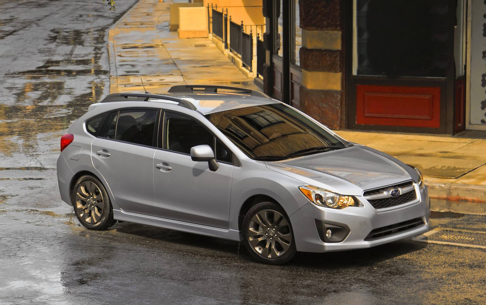 Impreza 2.0i Sport (5-door)