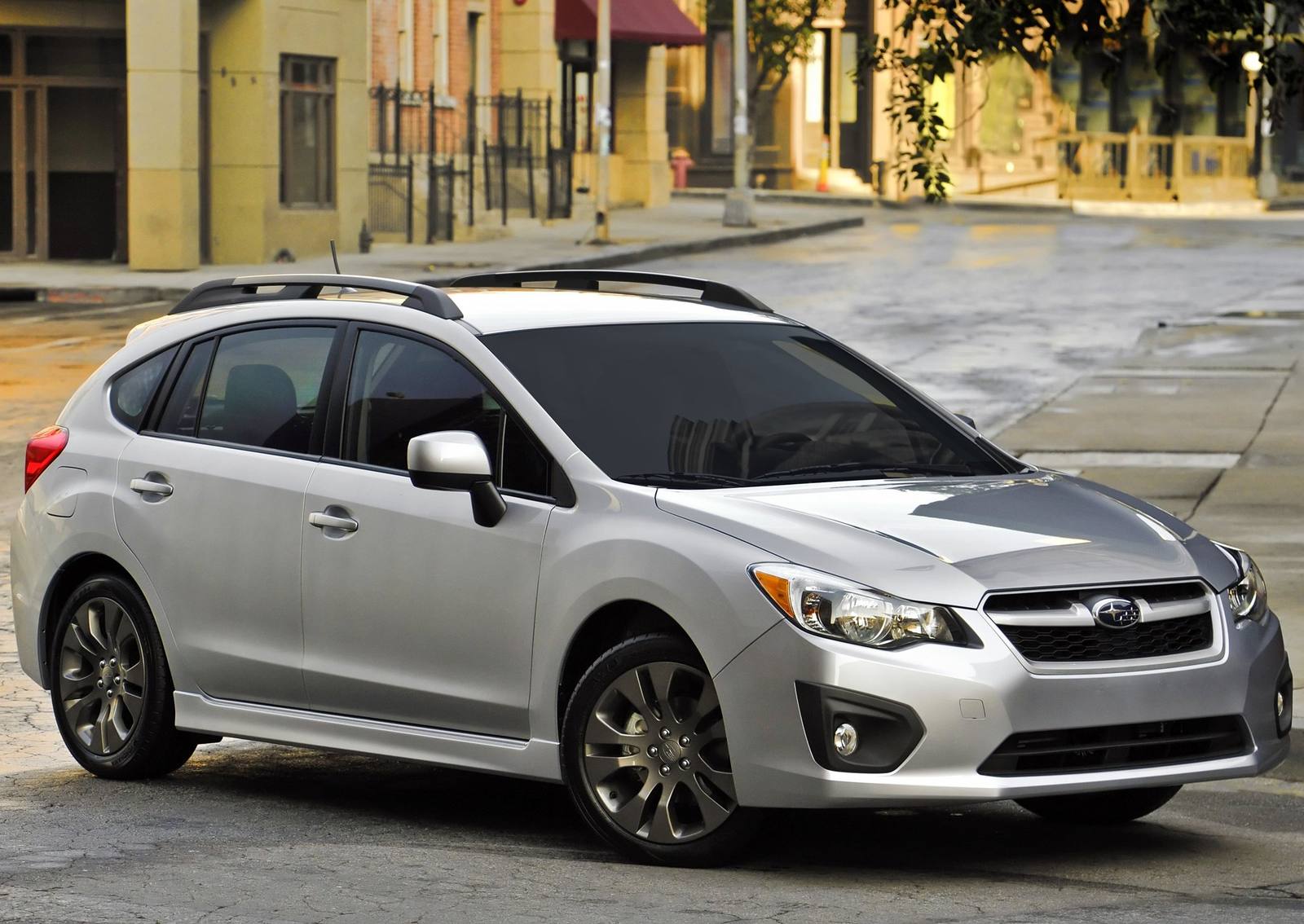 Impreza 2.0i Sport (5-door)