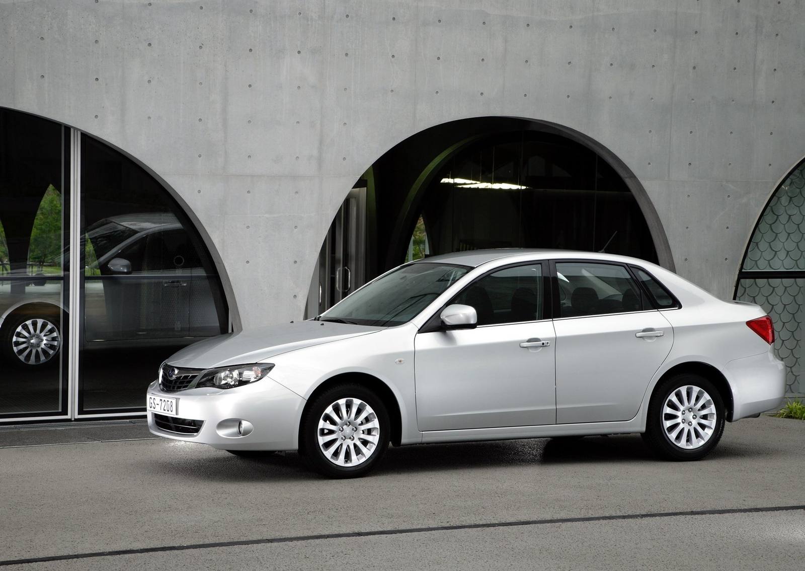 Impreza 2.0R Sedan