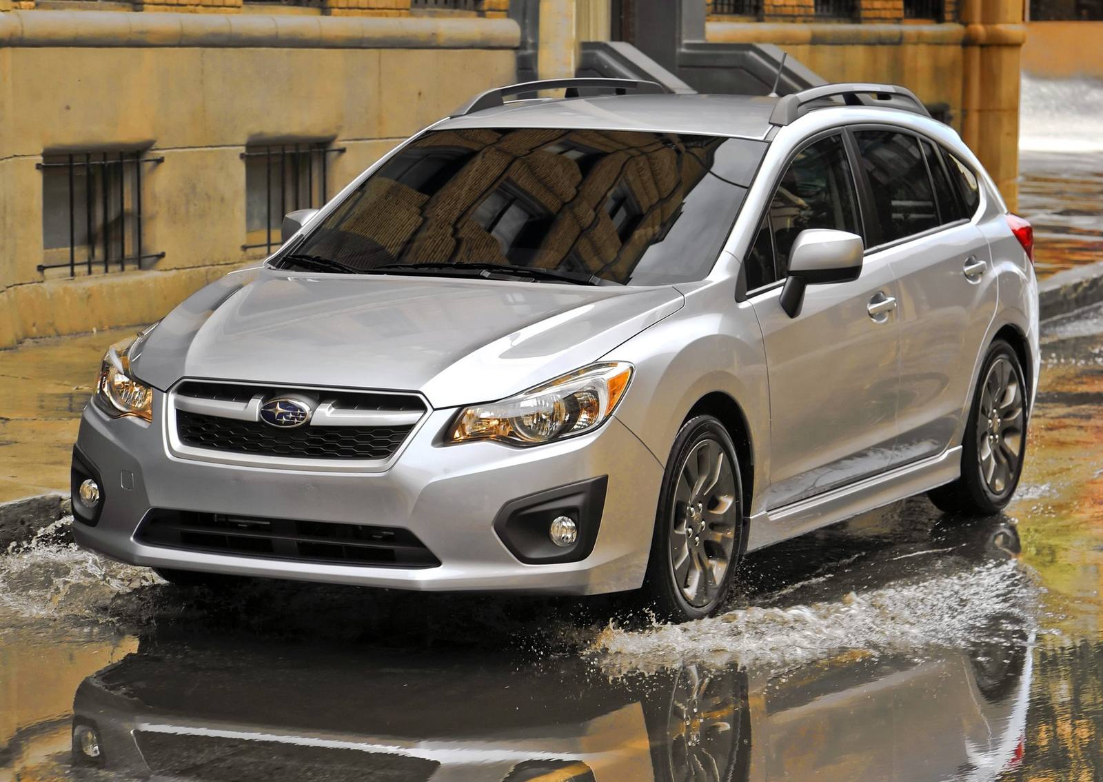 Impreza 2.0i Sport (5-door)