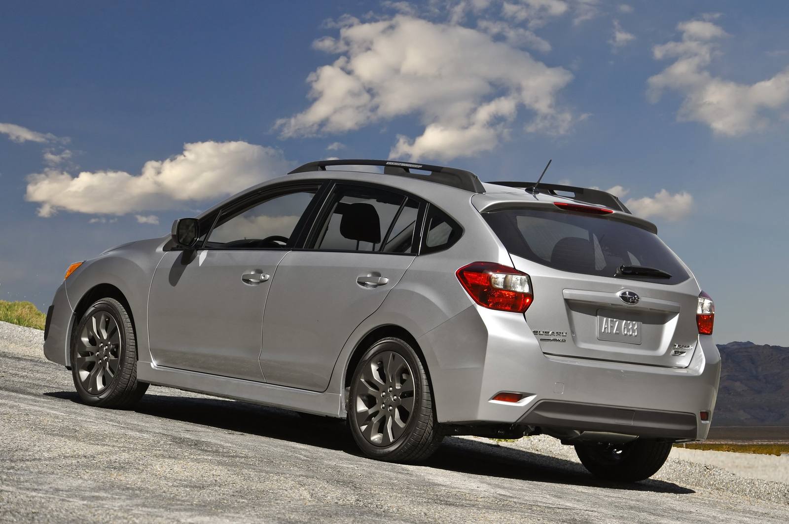 Impreza 2.0i Sport (5-door)