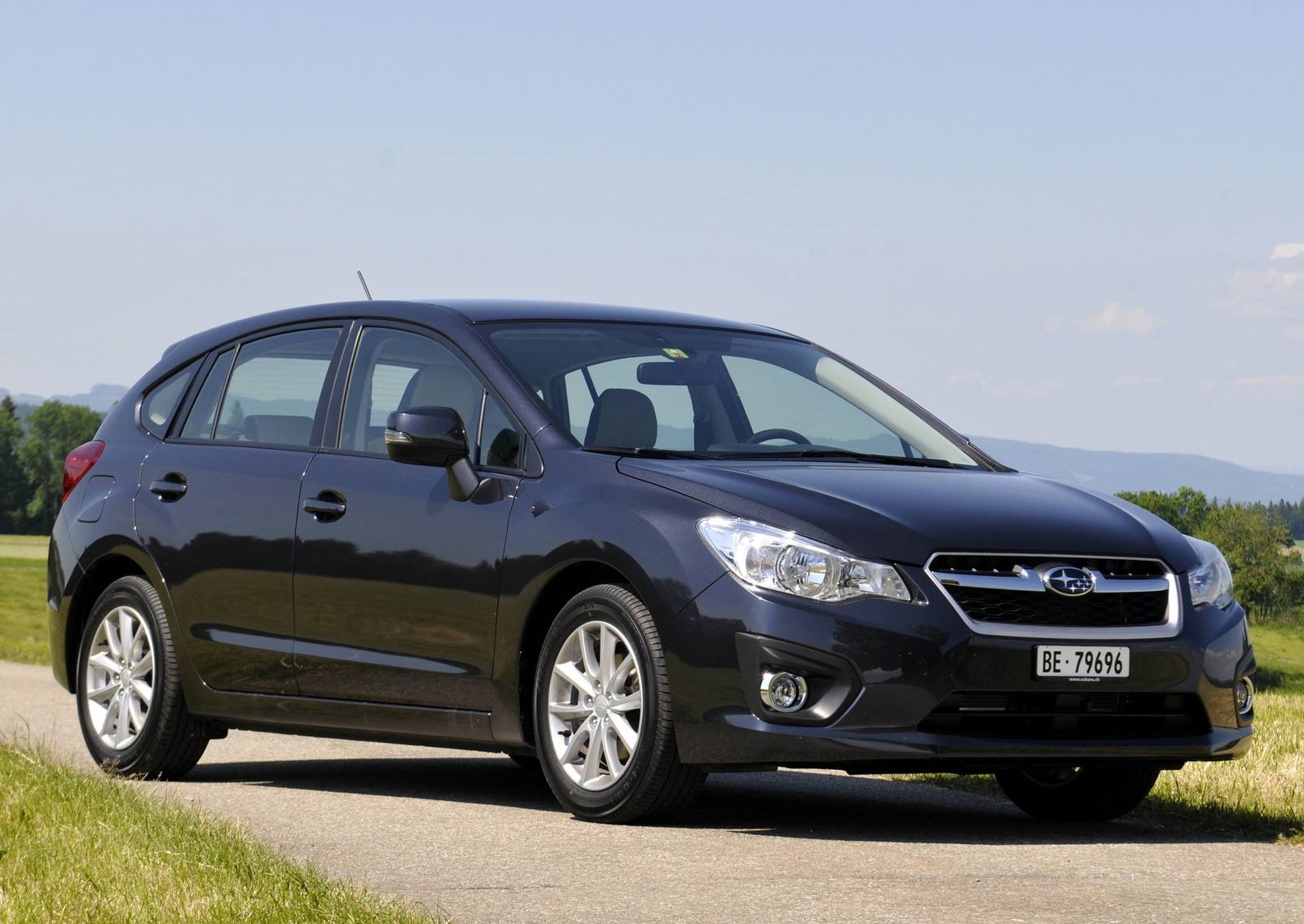 Impreza 2.0i Sport (5-door)
