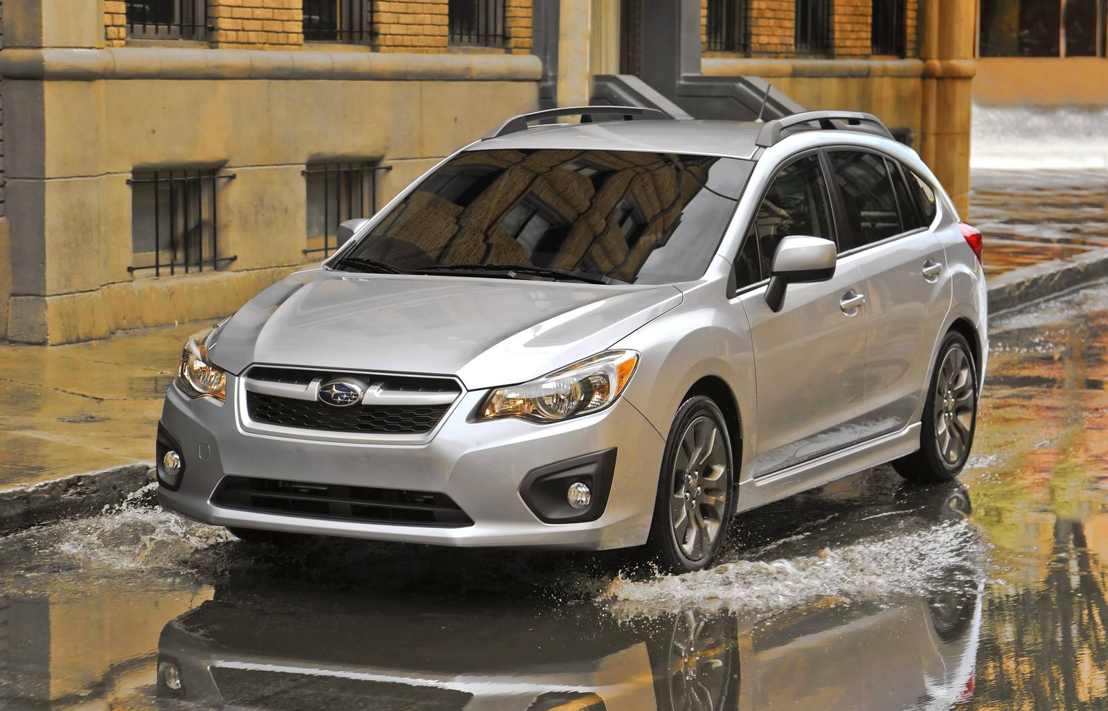 Impreza 2.0i Sport (5-door)