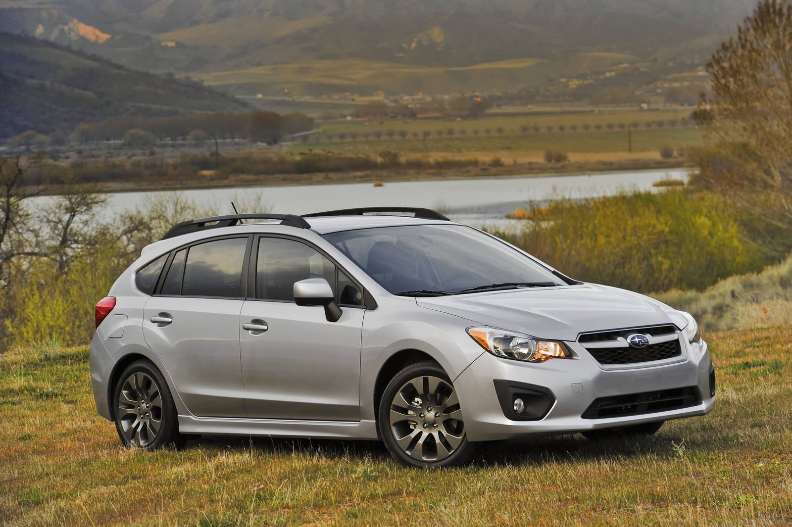 Impreza 2.0i Sport (5-door)