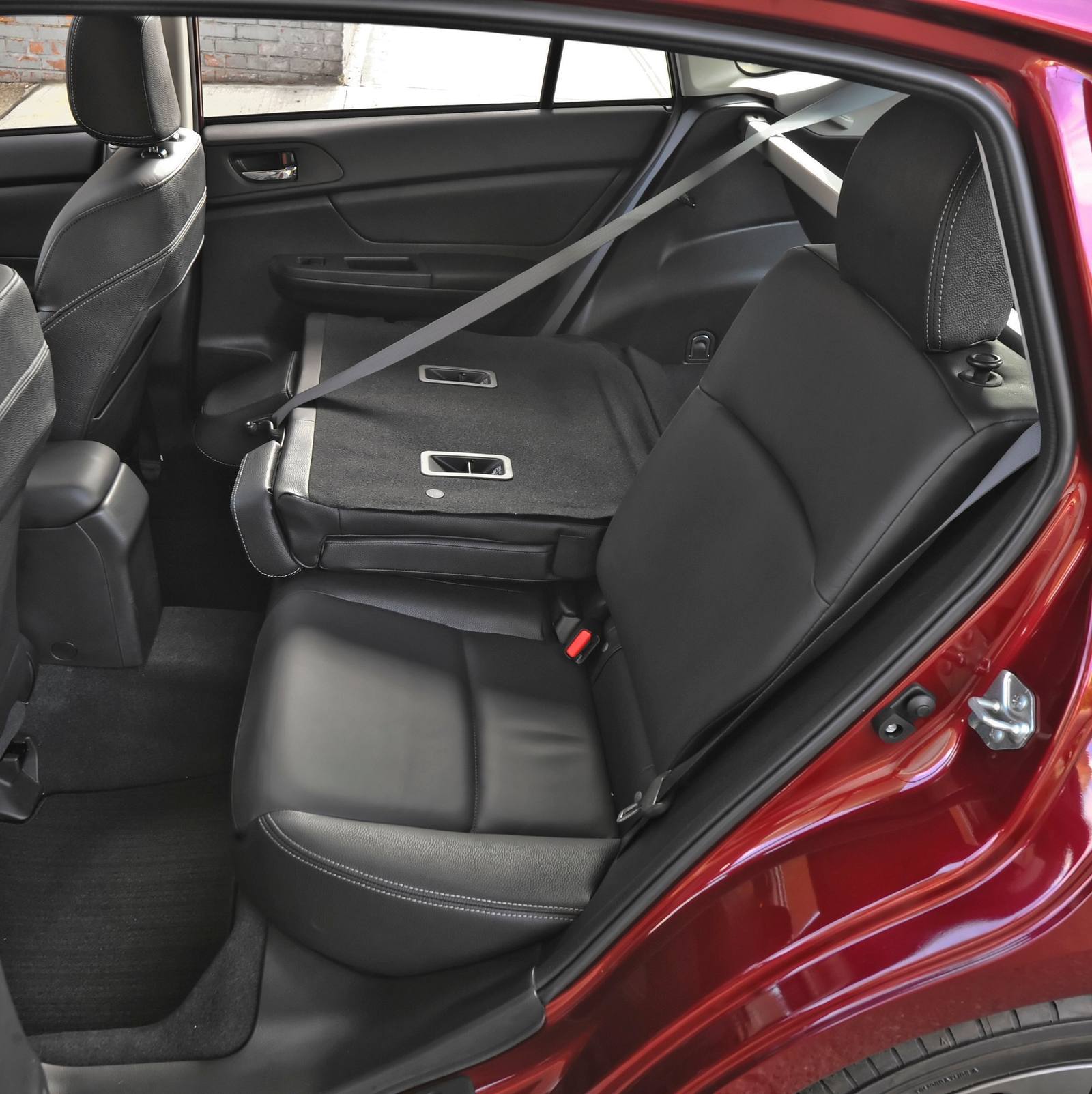 Impreza 2.0i Sport (5-door)