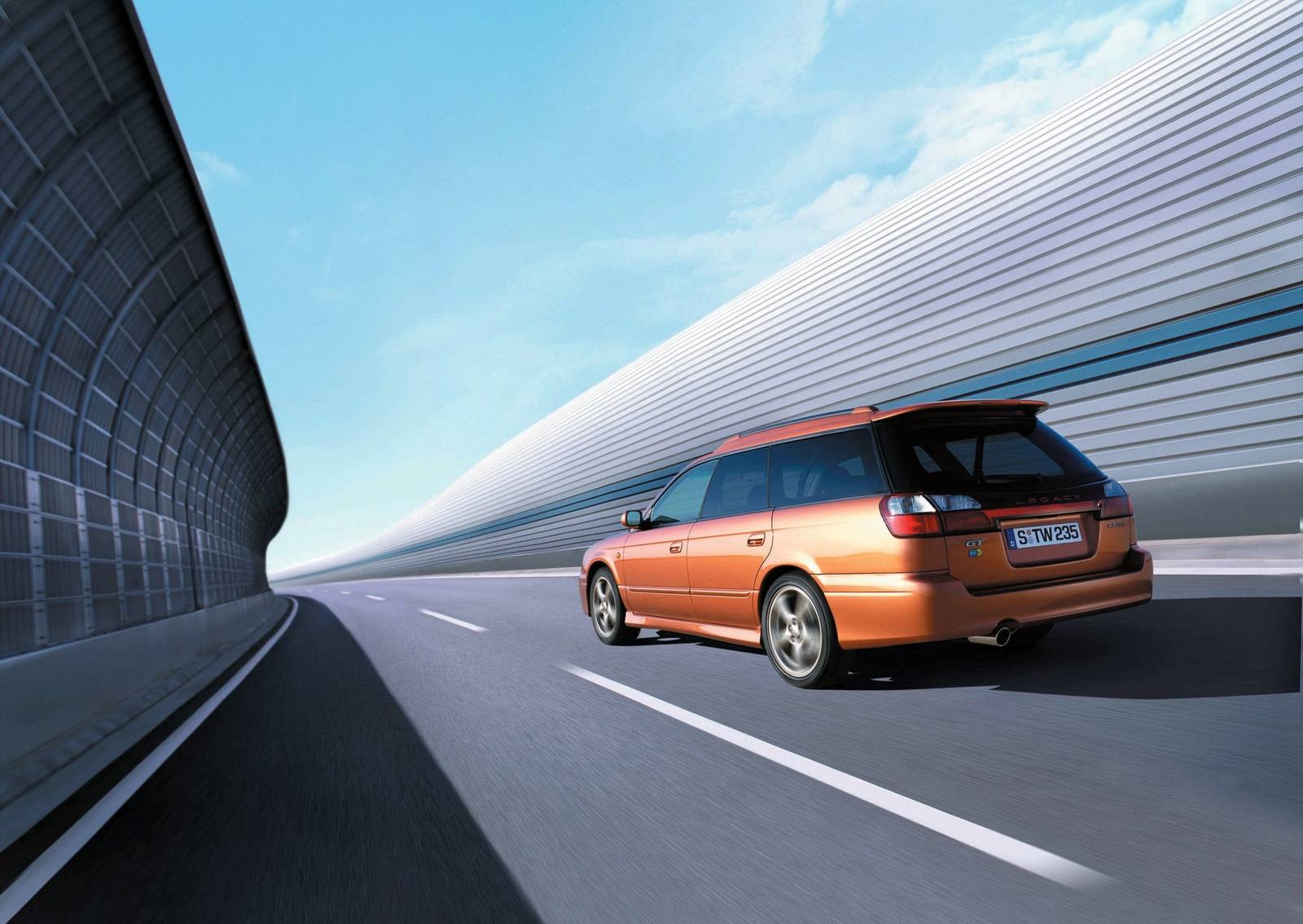 Legacy 2.0 GT-B Touring Wagon