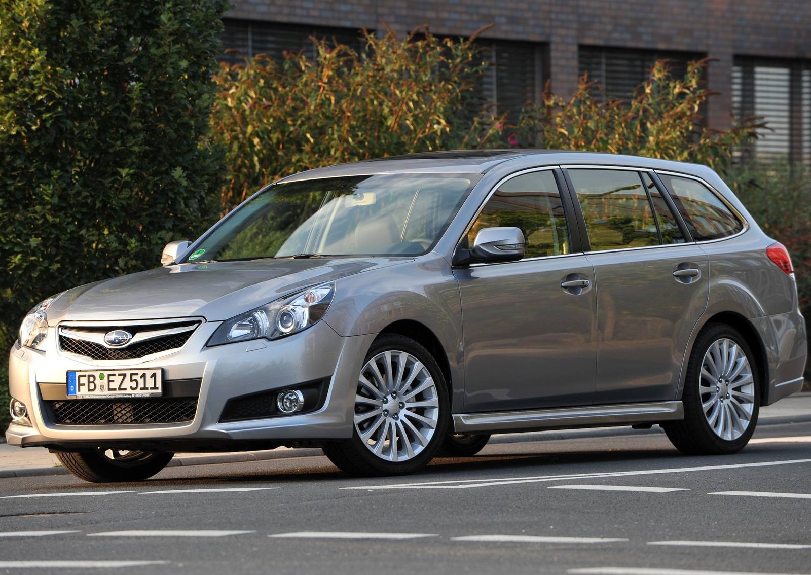 Legacy 2.0i Touring Wagon