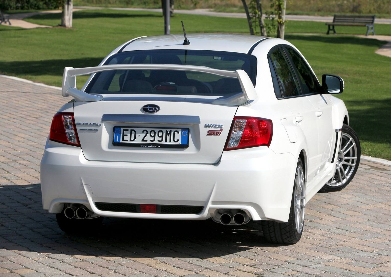 WRX STI (JDM)