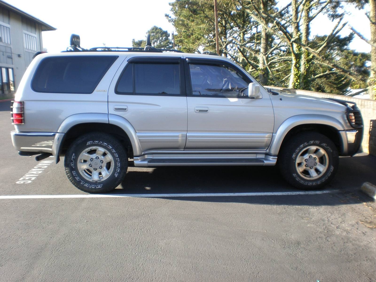 N210 4.7 2UZ-FE V8