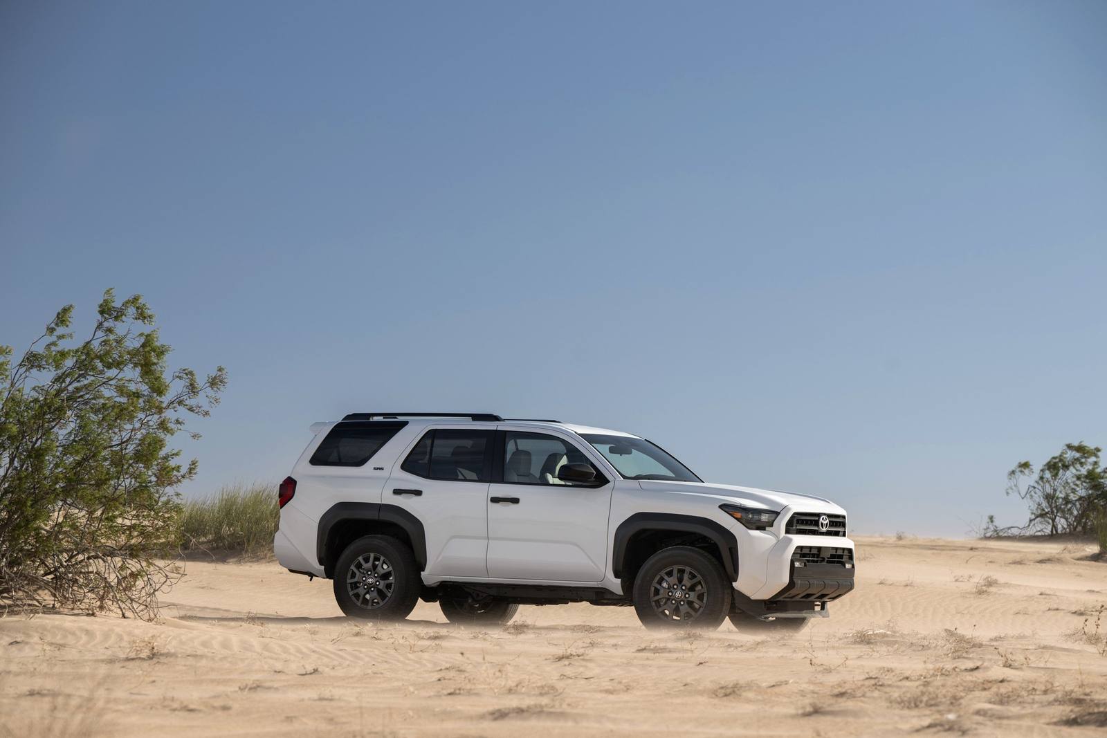 N500 SR5 2.4 i-FORCE 2WD