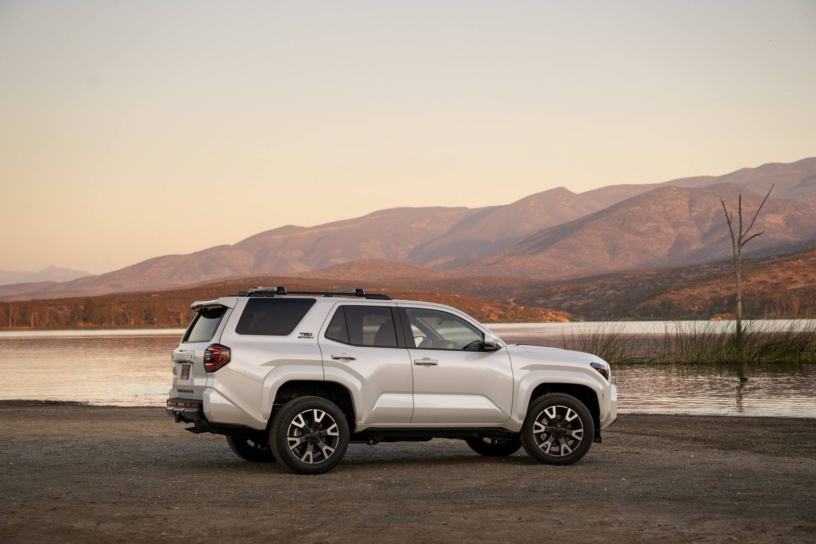 N500 TRD Sport 2.4 i-FORCE